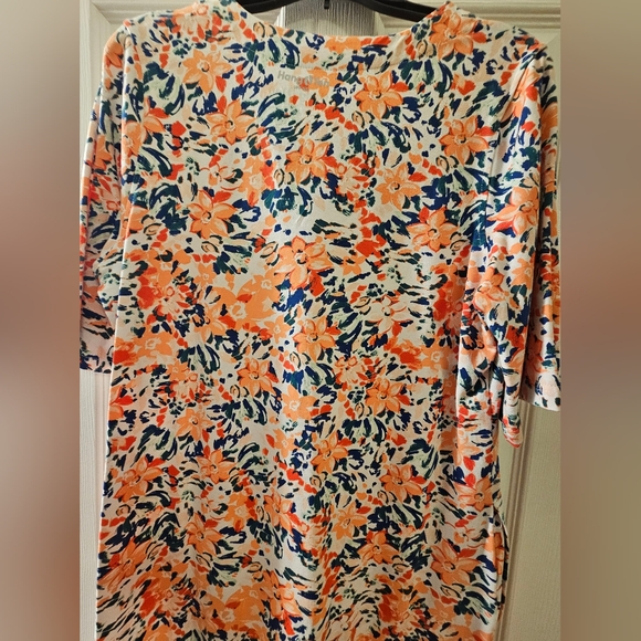 Floral Short Dress with pockets. Size M. - Picture 4 of 6